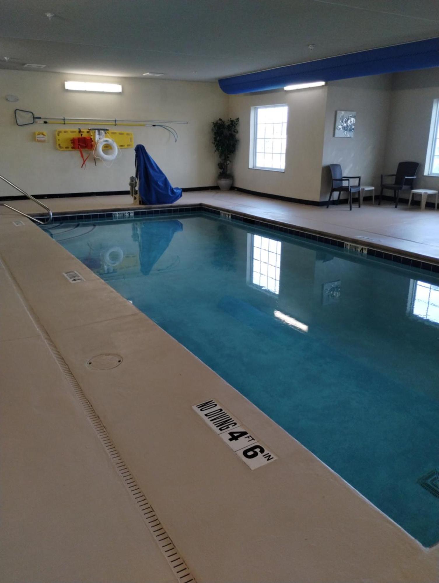 Cobblestone Hotel & Suites - Greenville Luaran gambar