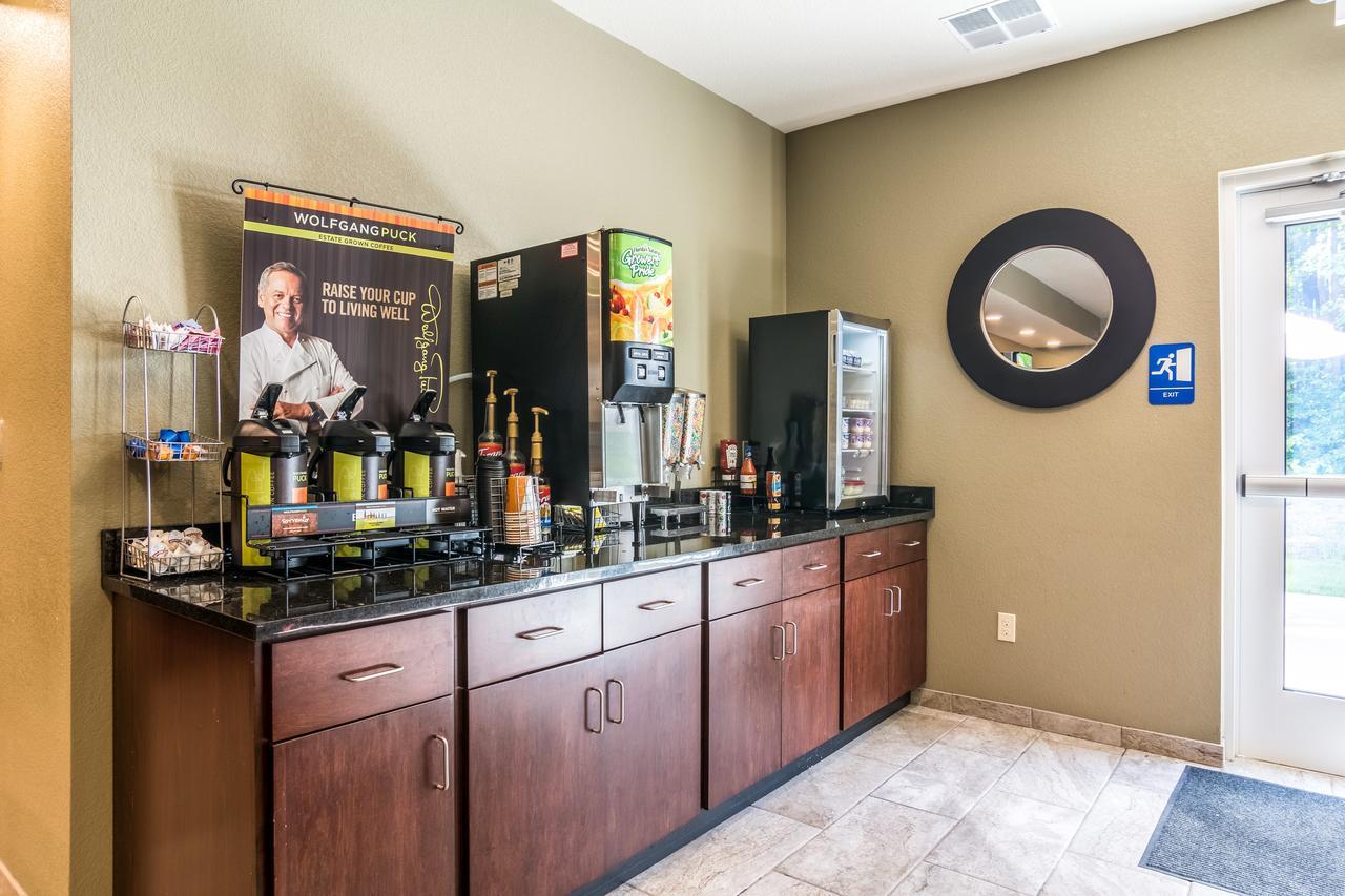 Cobblestone Hotel & Suites - Greenville Luaran gambar