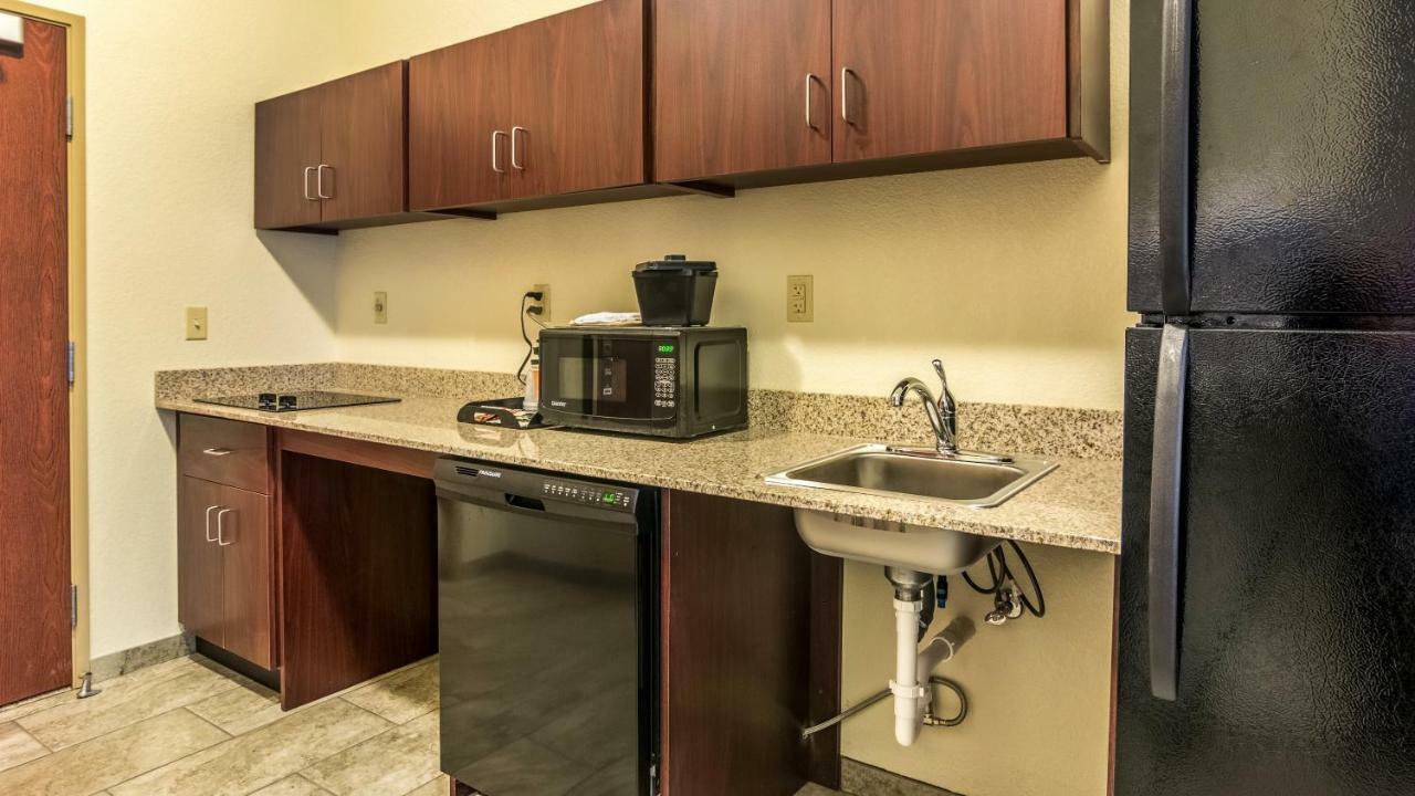 Cobblestone Hotel & Suites - Greenville Luaran gambar