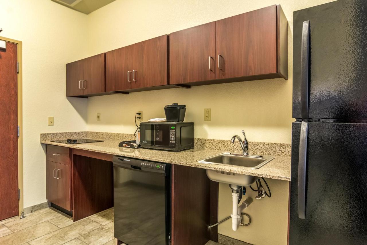Cobblestone Hotel & Suites - Greenville Luaran gambar